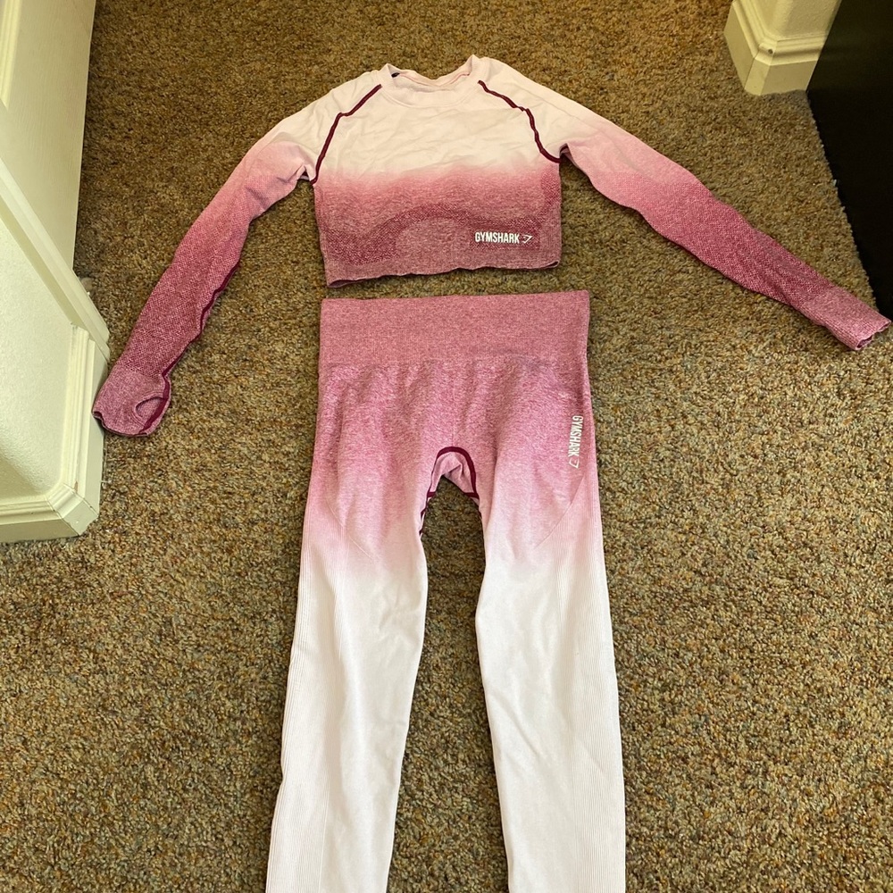 Gym shark ombré set